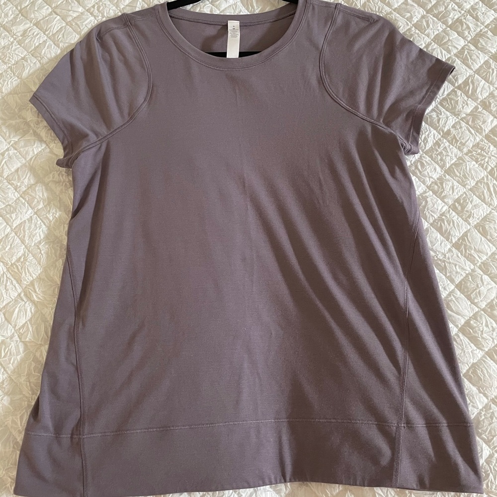 Lululemon sports T-shirt